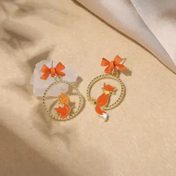 Модные милые серьги с лисой и желтыми кленовыми листьями Для женщин, Корейские милые асимметричные серьги с мультяшным бантом и котенком, Подарочные украшения для девочек