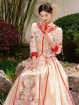 Восточное платье цвета шампанского, Золотое, Ципао, Ретро, с вышивкой бисером, Китайское Традиционное Женское Свадебное платье Чонсам Изображение 2