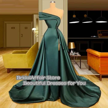 BridalAffair Темно-зеленые атласные Длинные Вечерние Платья 2022 Элегантные выпускные халаты С рюшами и бусинами, разрезные платья, вечерние халаты Изображение 2
