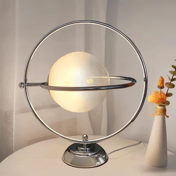Скандинавский дизайн настольной лампы глобус лампа для спальни гостиной Вращающаяся хромированная лампа прикроватная лампа для украшения ресторана